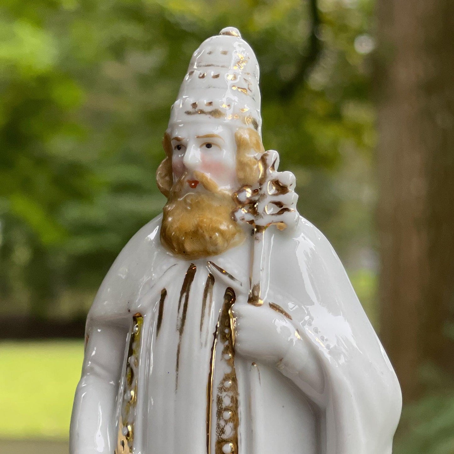 Antiek zeldzaam porseleinen beeld van St. Cornelius - Bamestra Curiosa