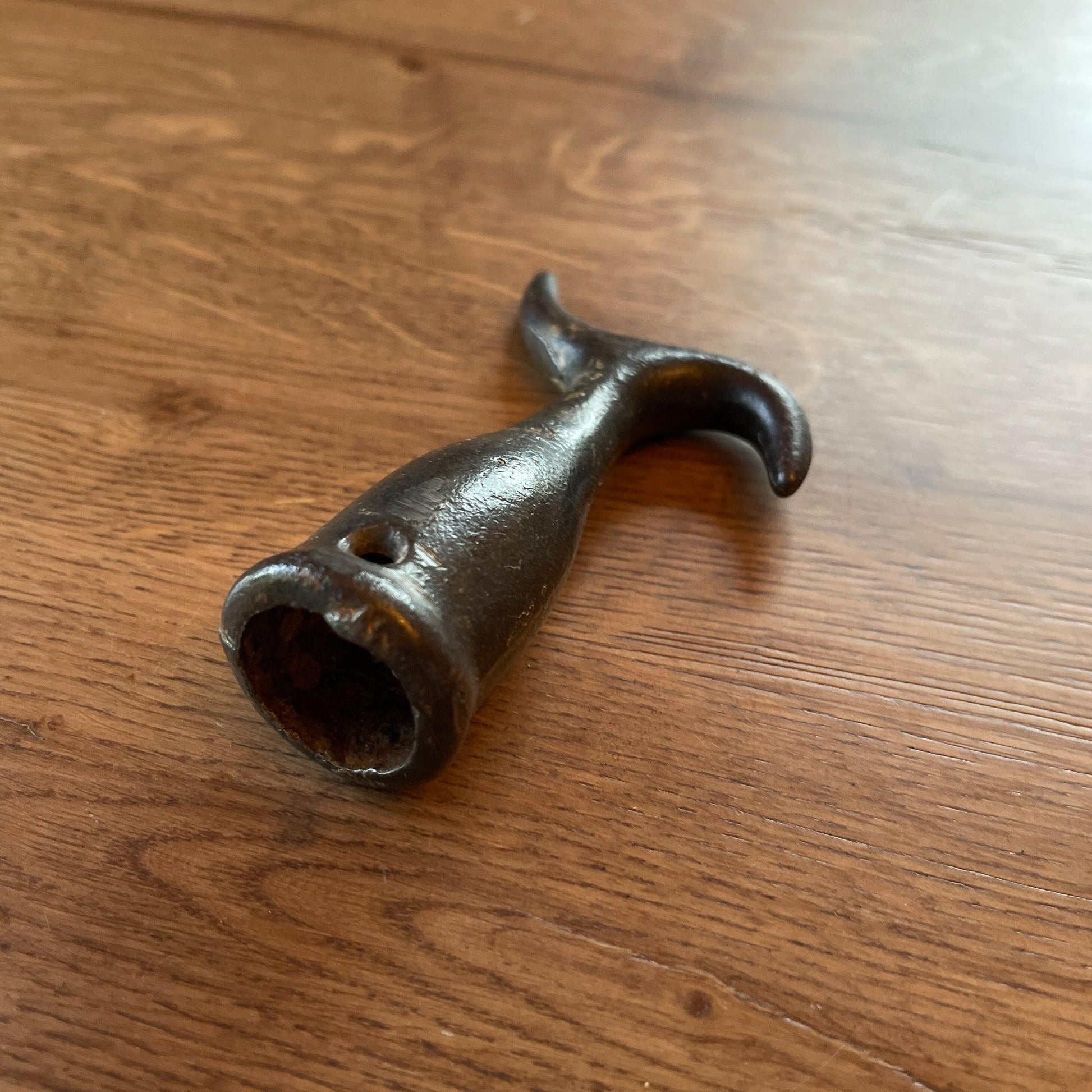 Antieke boothaak - Bamestra Curiosa