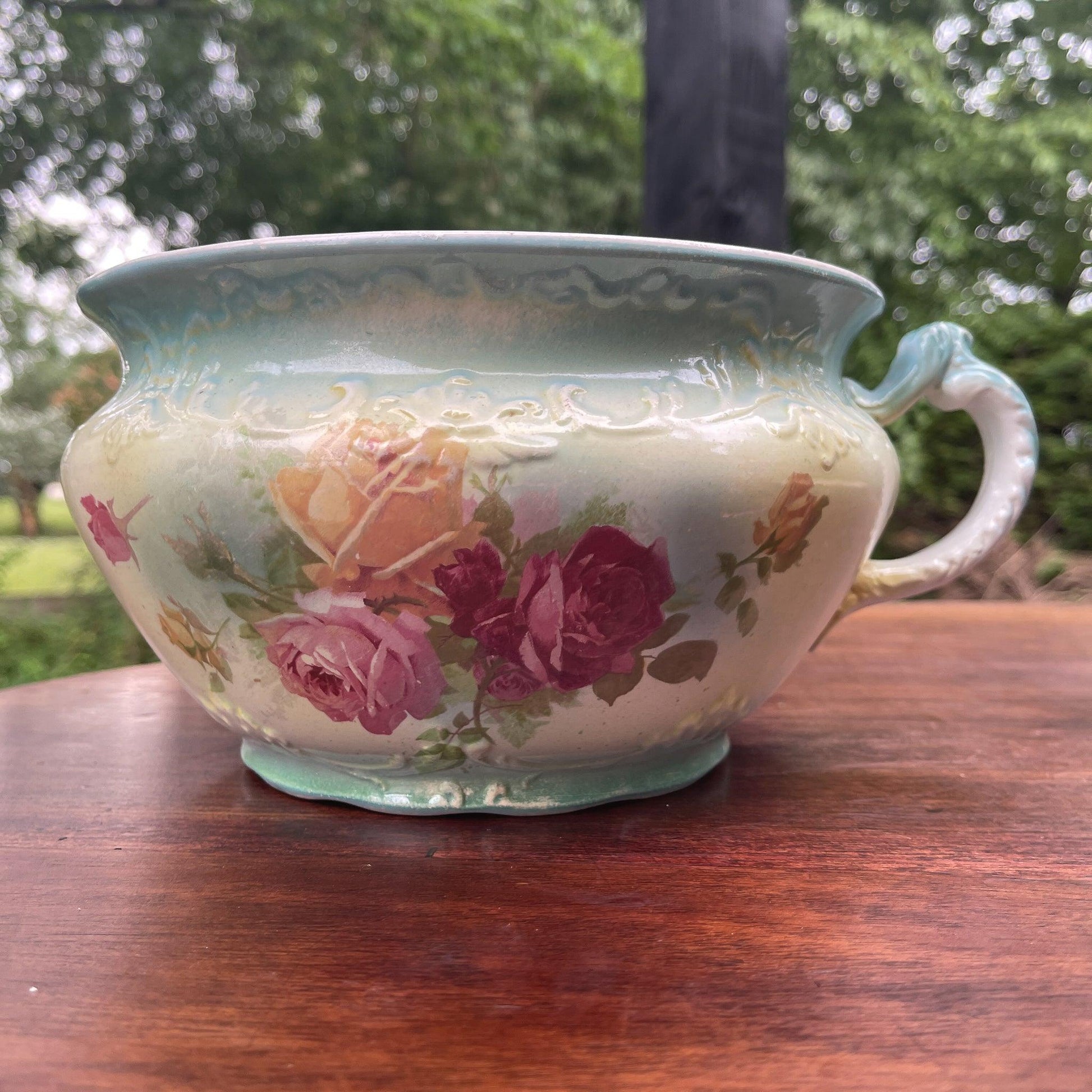 Antieke Engelse bloempot met rozen - Bamestra Curiosa