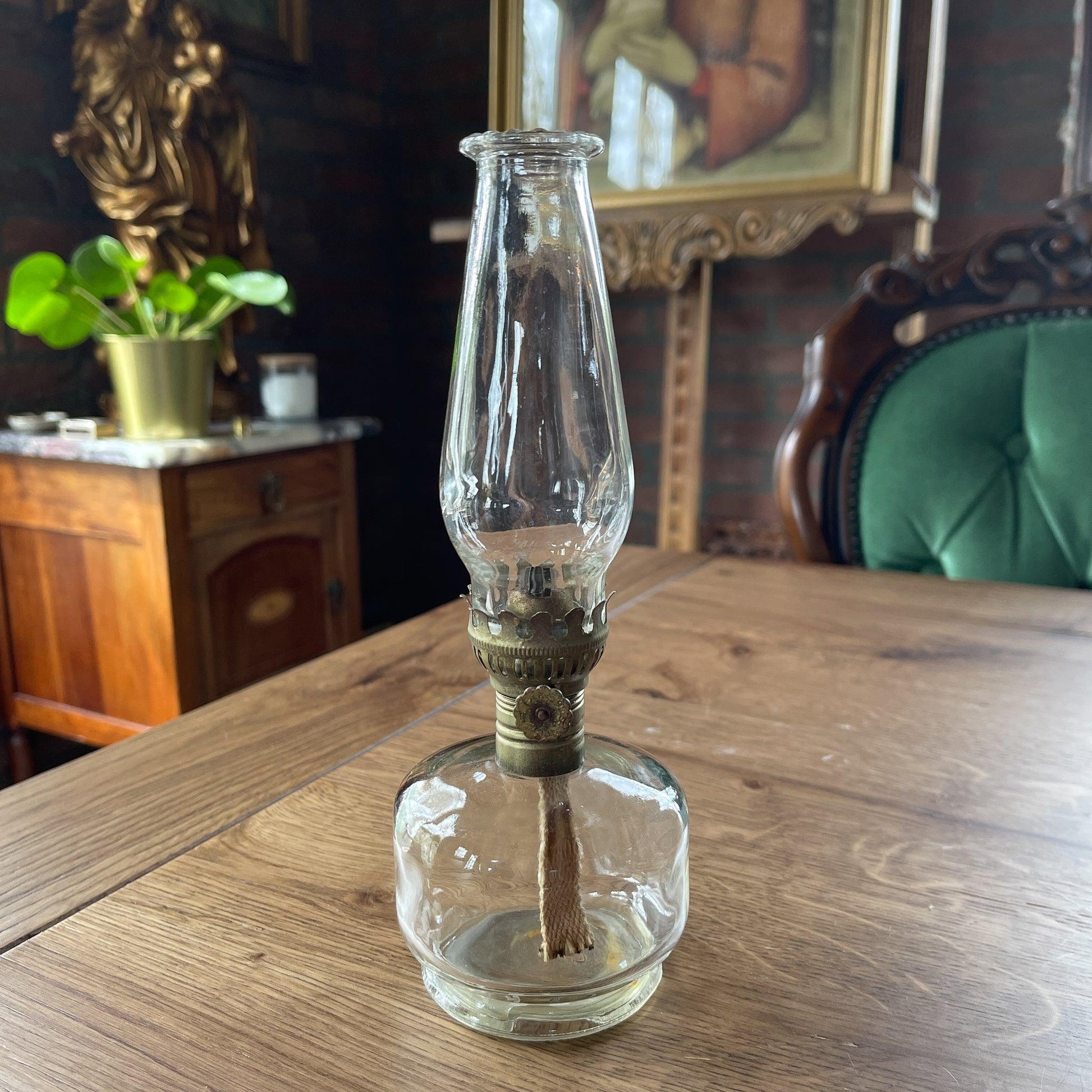 Antieke glazen olielamp - Bamestra Curiosa