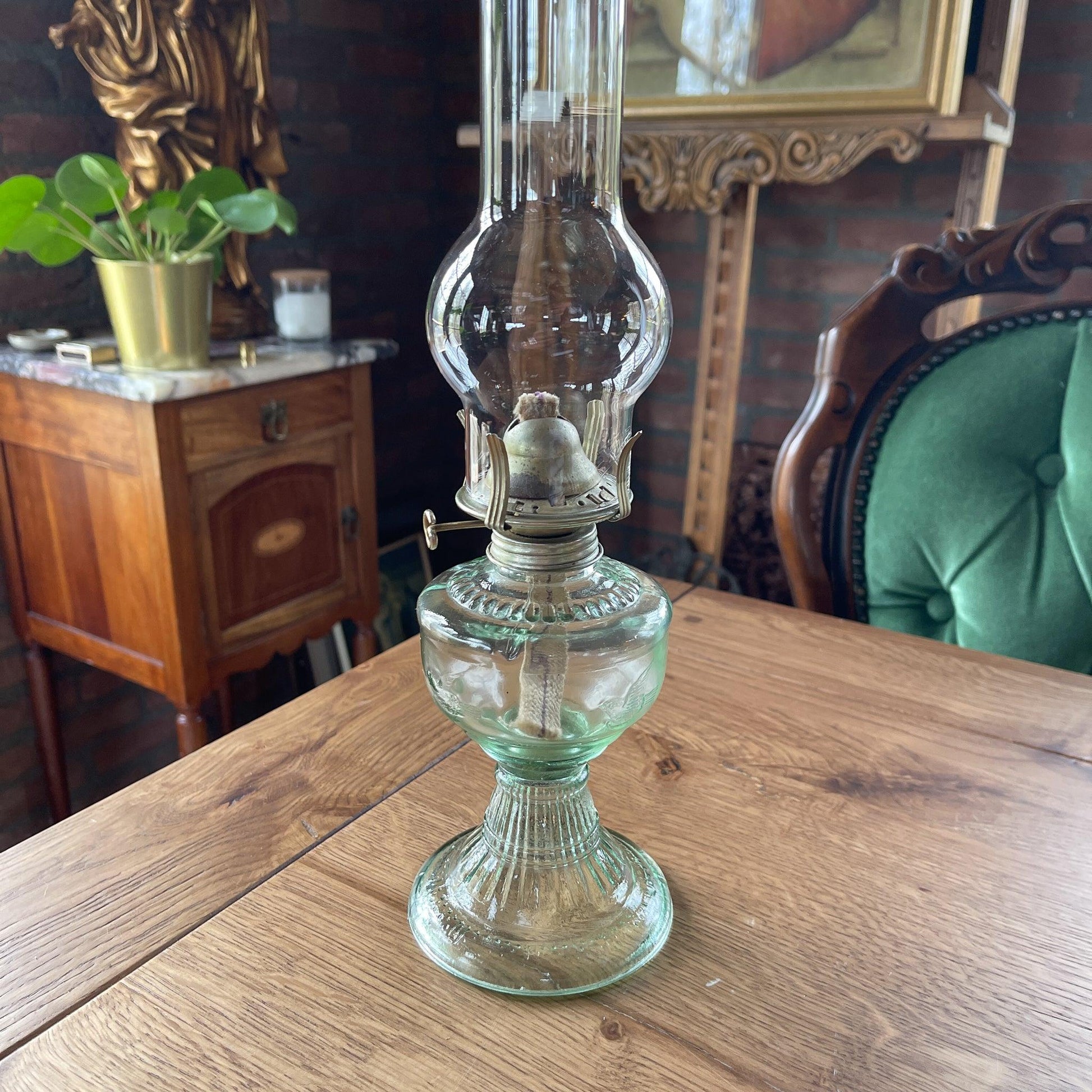 Antieke glazen olielamp - Bamestra Curiosa