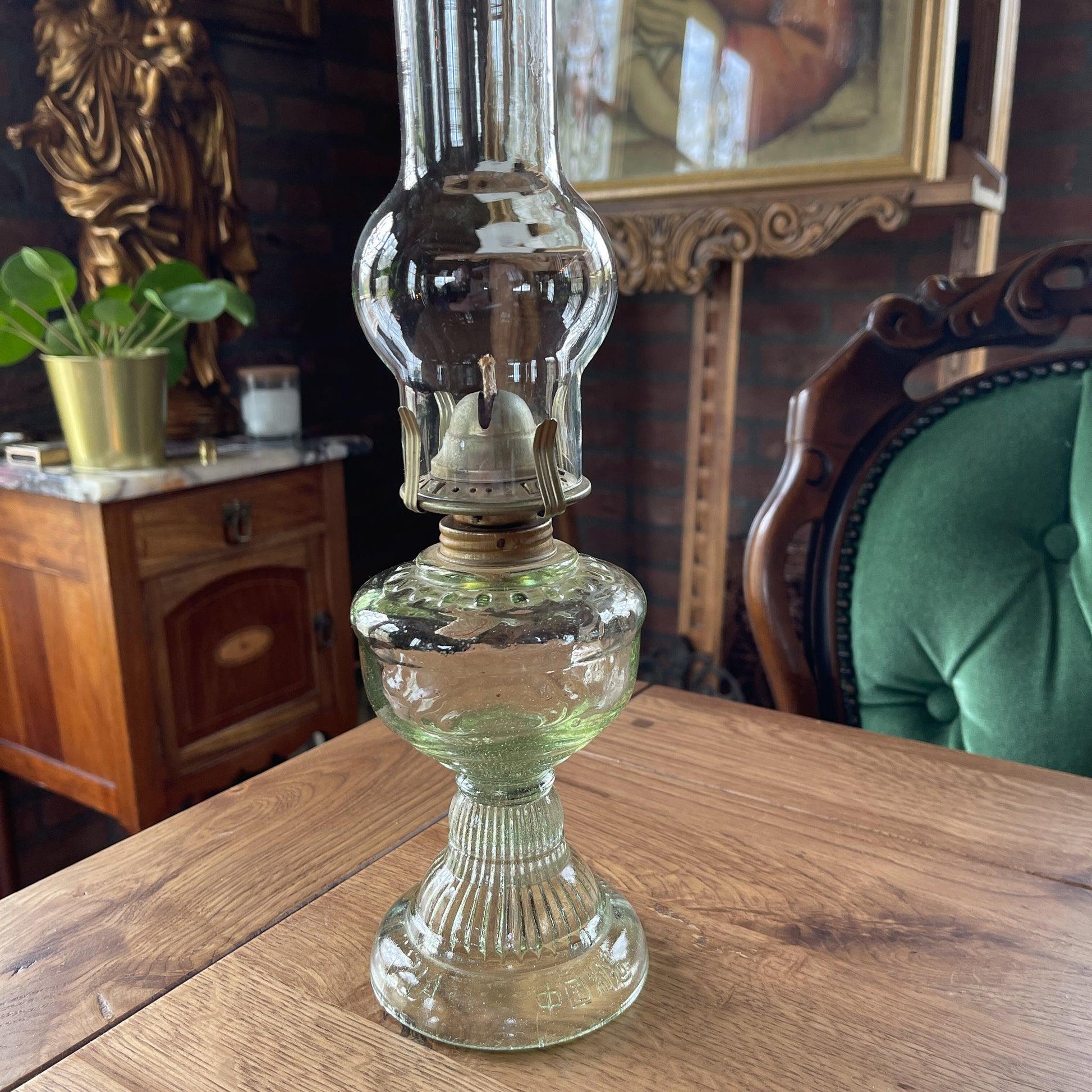 Antieke glazen olielamp - Bamestra Curiosa