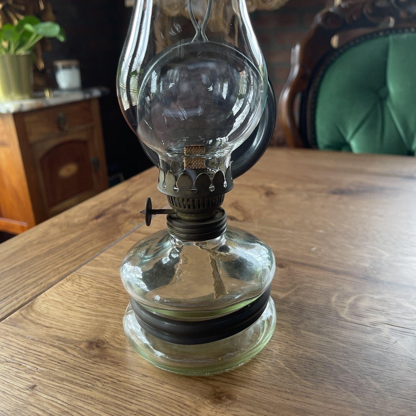 Antieke glazen olielamp - Bamestra Curiosa