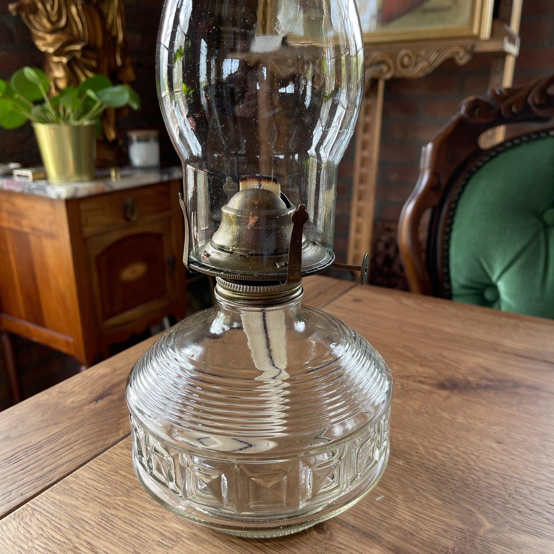 Antieke glazen olielamp - Bamestra Curiosa