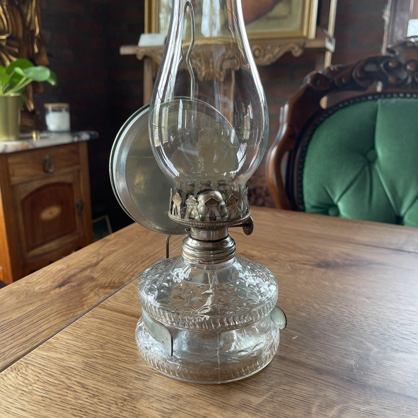 Antieke glazen olielamp - Bamestra Curiosa