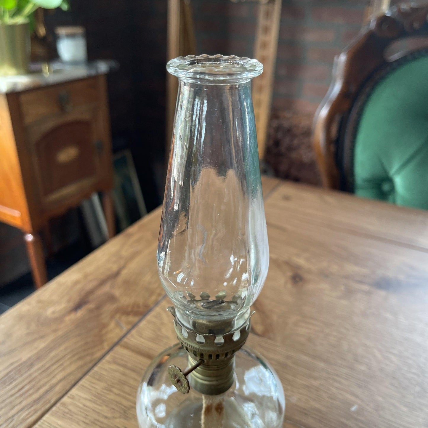 Antieke glazen olielamp - Bamestra Curiosa