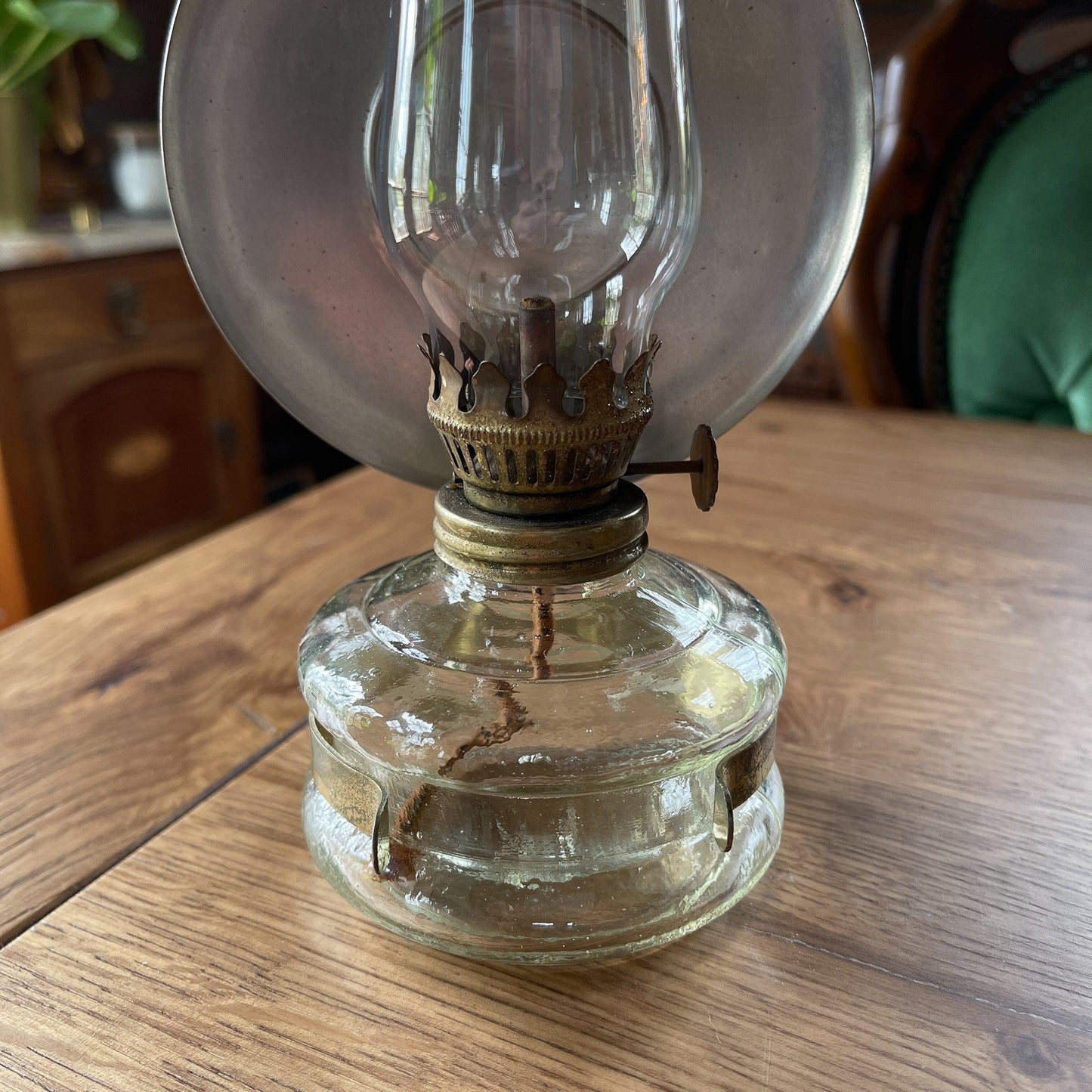 Antieke glazen olielamp - Bamestra Curiosa
