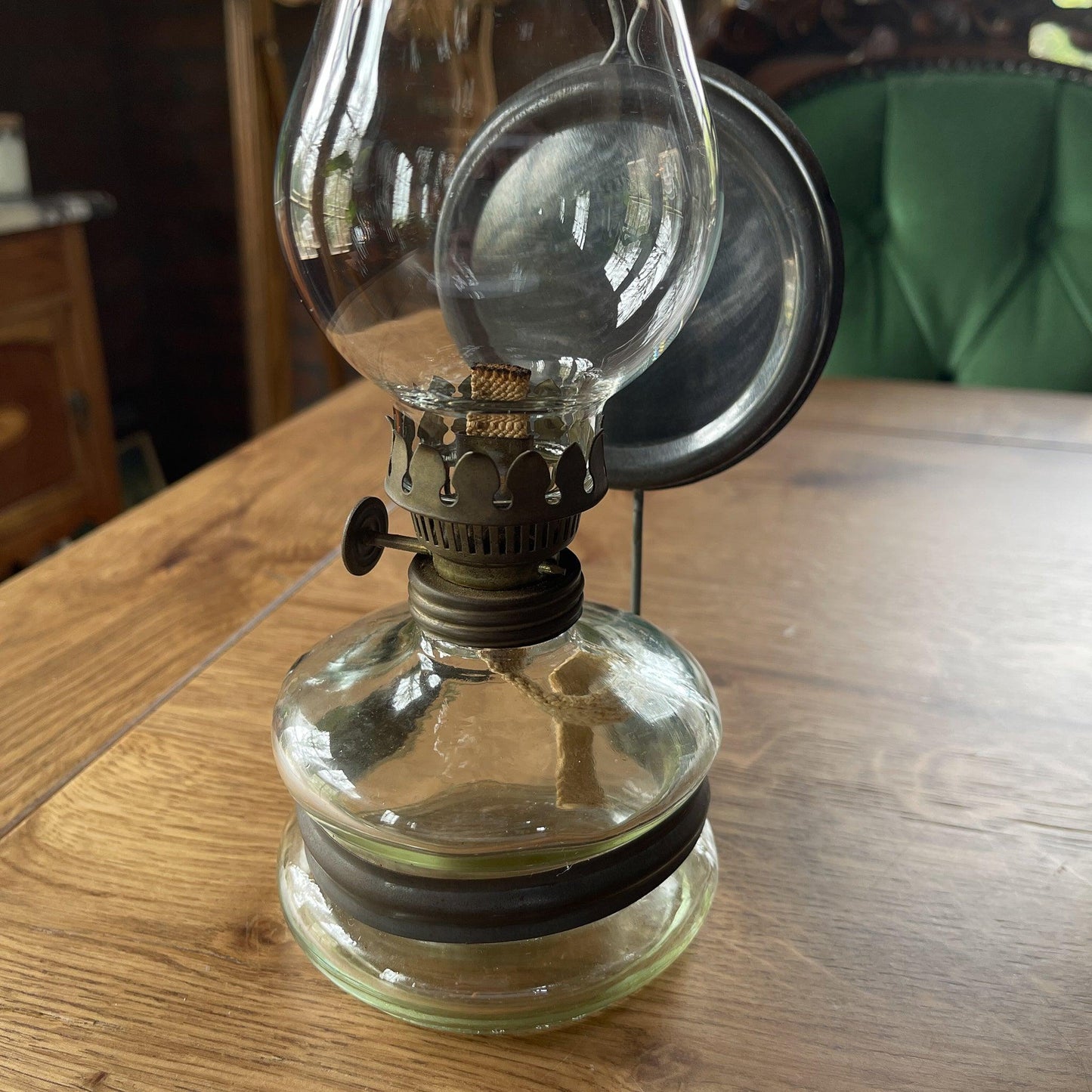 Antieke glazen olielamp - Bamestra Curiosa