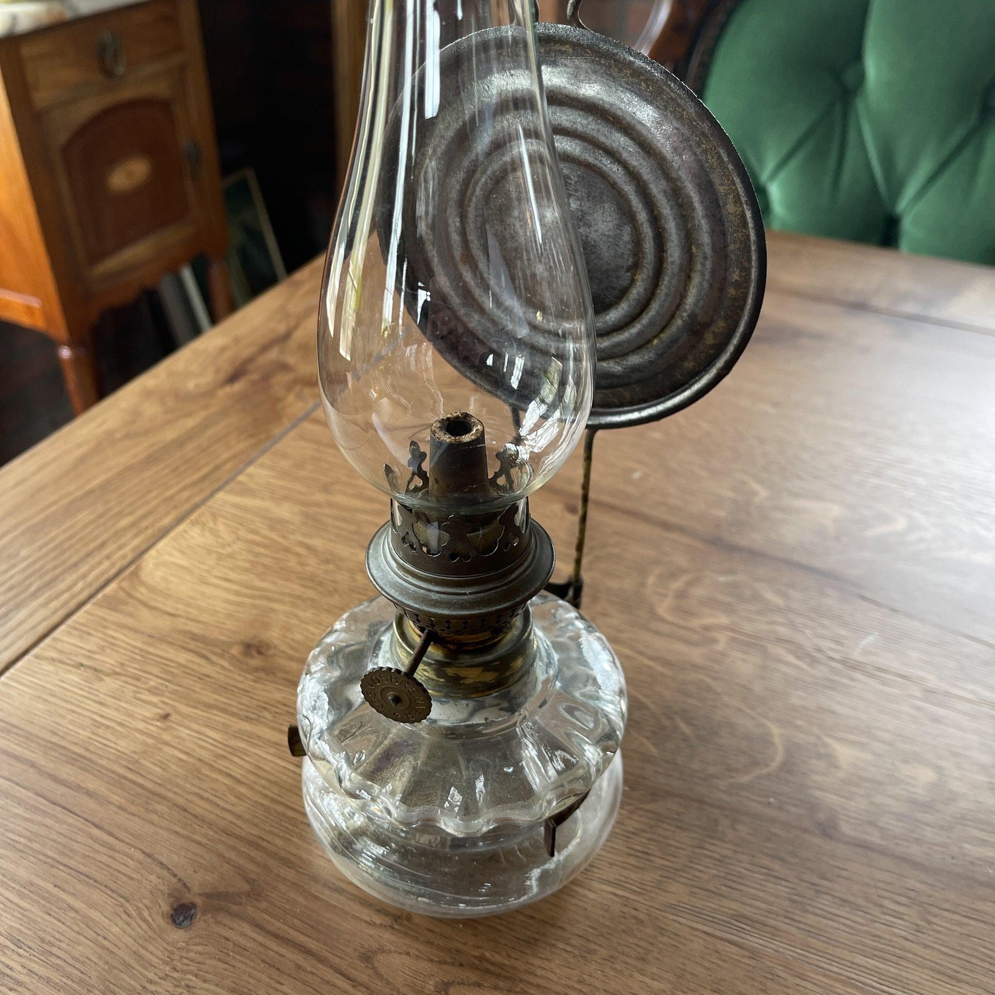 Antieke glazen olielamp Camerco - Bamestra Curiosa