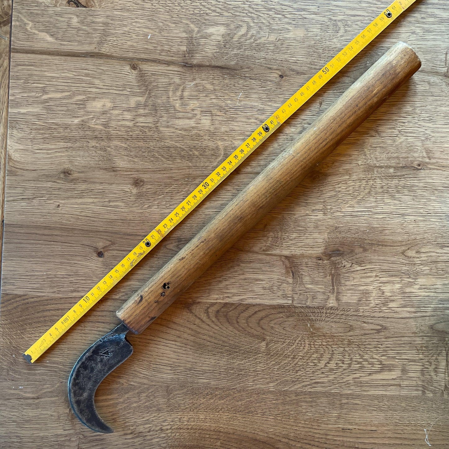 Antieke hakmes met lange steel - Bamestra Curiosa