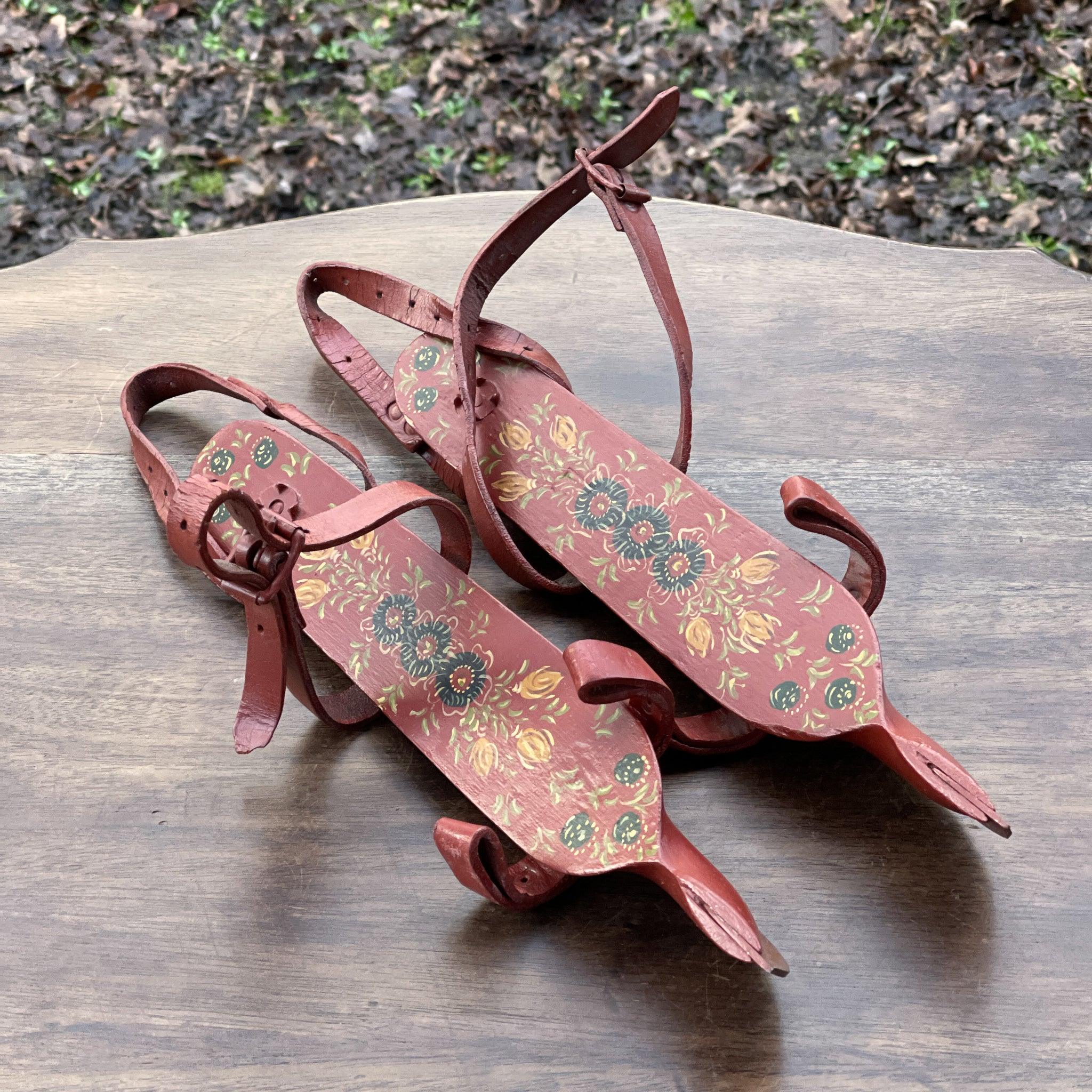 Antieke Hindeloopen schaatsen - Bamestra Curiosa