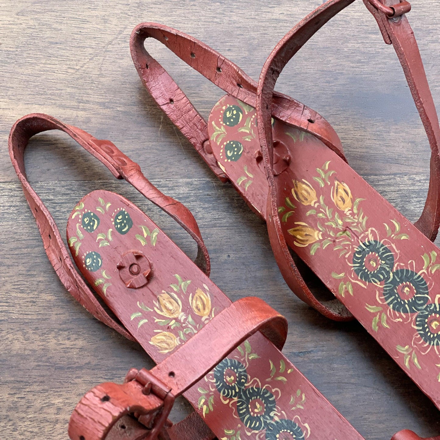 Antieke Hindeloopen schaatsen - Bamestra Curiosa