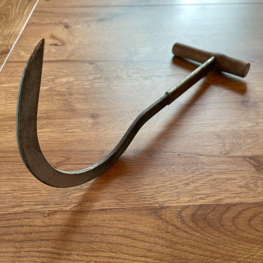 Antieke hooibaal haak - Bamestra Curiosa