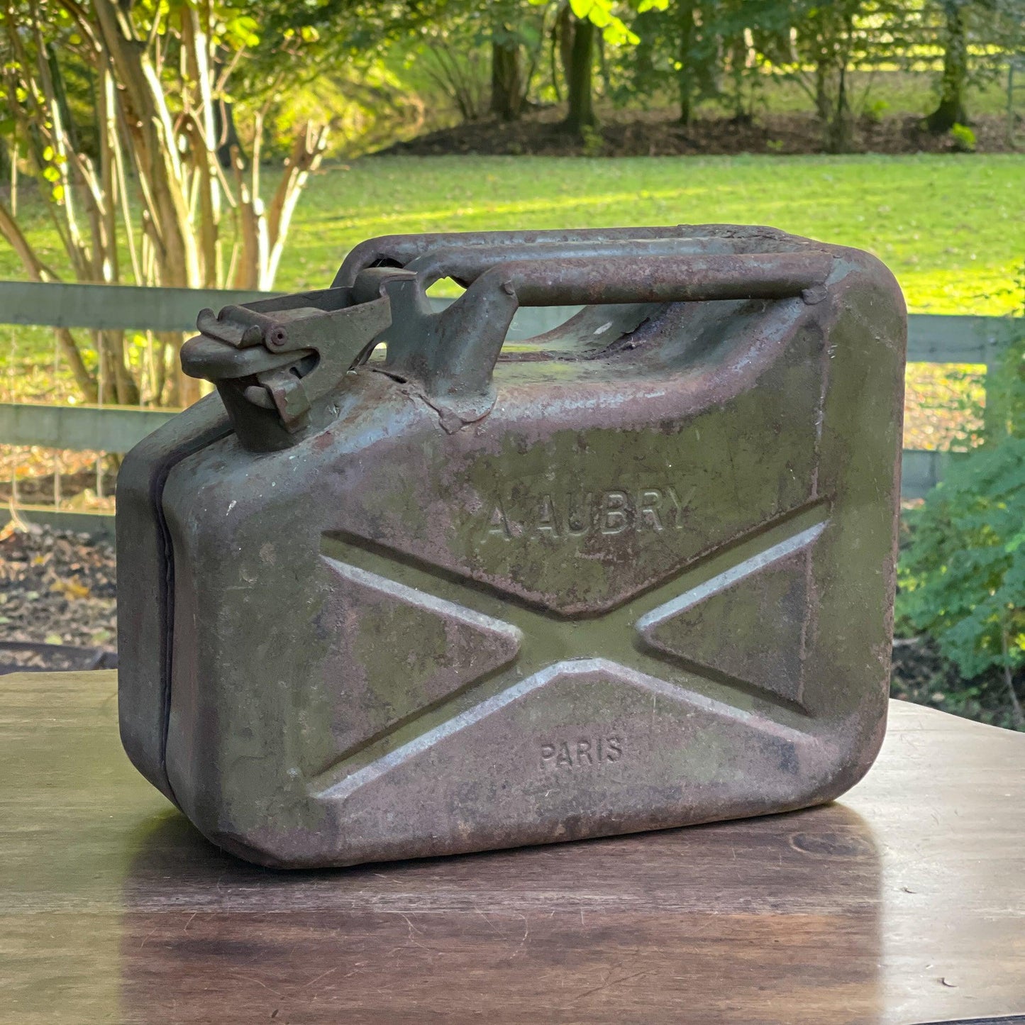 Antieke ijzeren Jerrycan A. Aubry Paris - Bamestra Curiosa