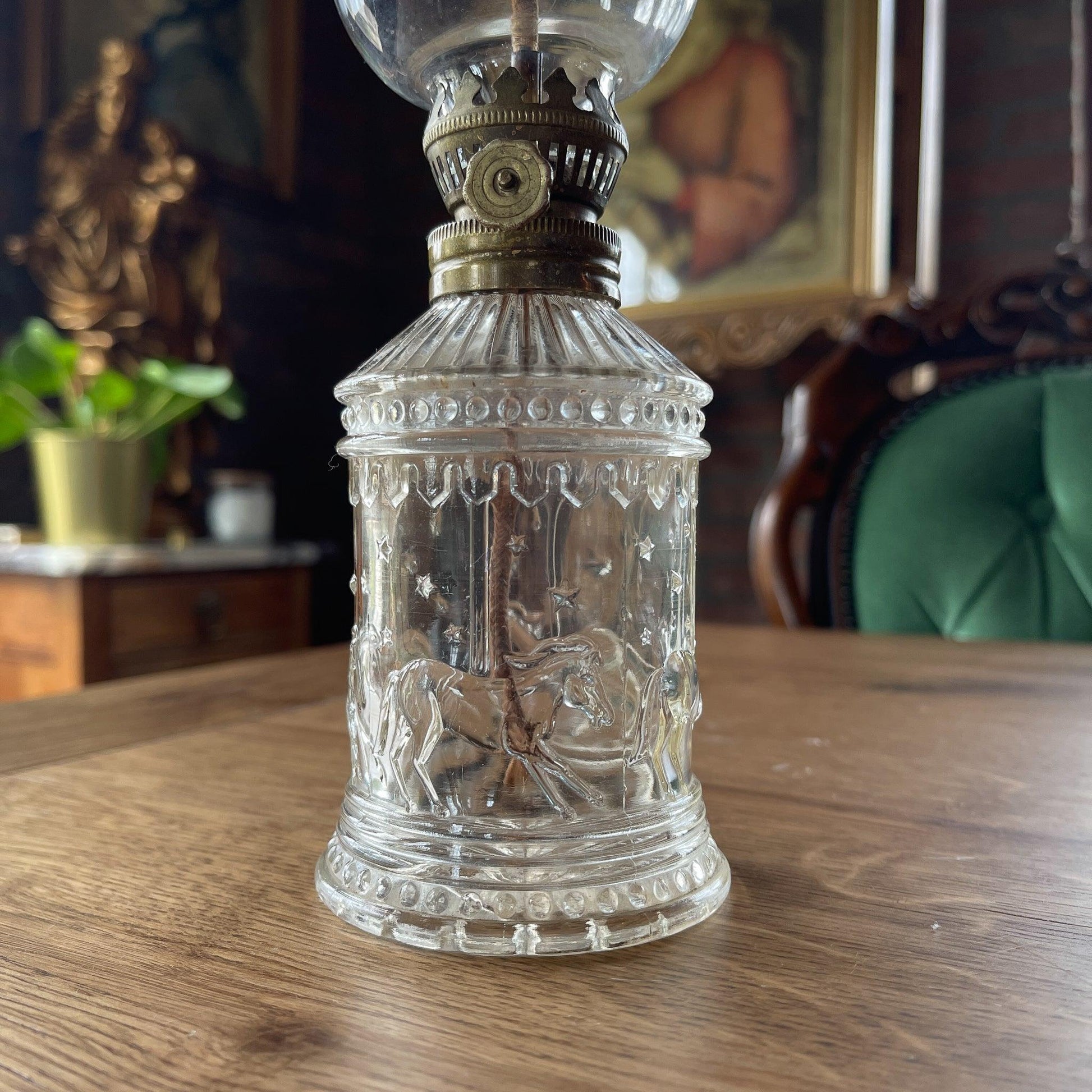 Antieke olielamp Carousel - Bamestra Curiosa