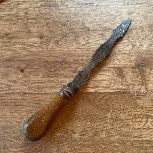 Antieke schroevendraaier - Bamestra Curiosa