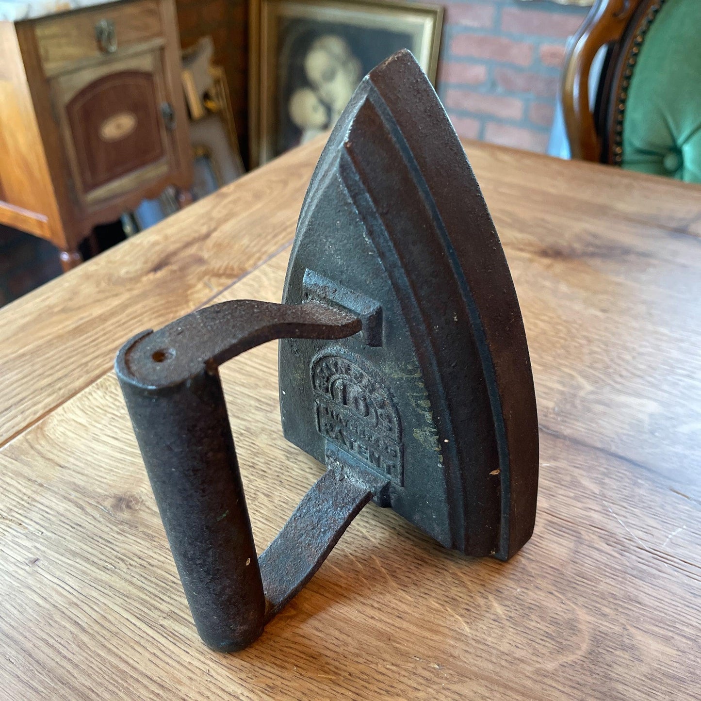 Antieke strijkbout - Bamestra Curiosa