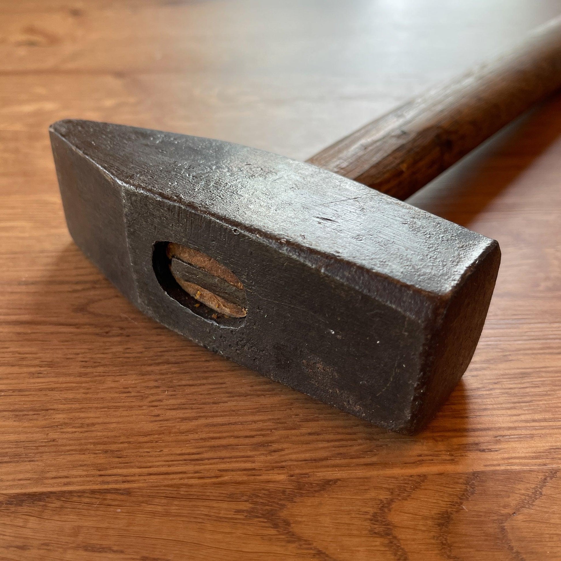 Antieke zware hamer - Bamestra Curiosa