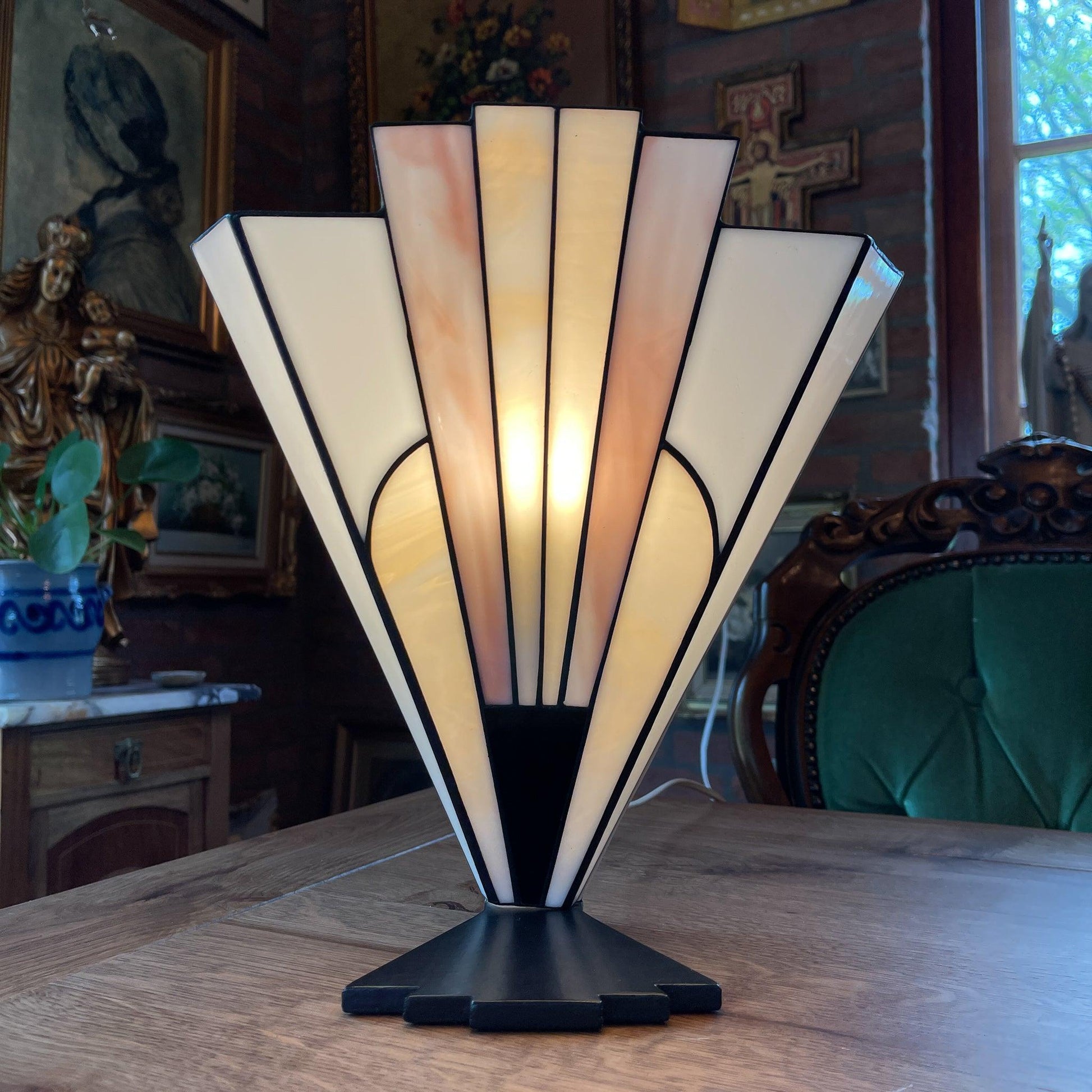 Art deco lamp van Tiffany glas - Bamestra Curiosa