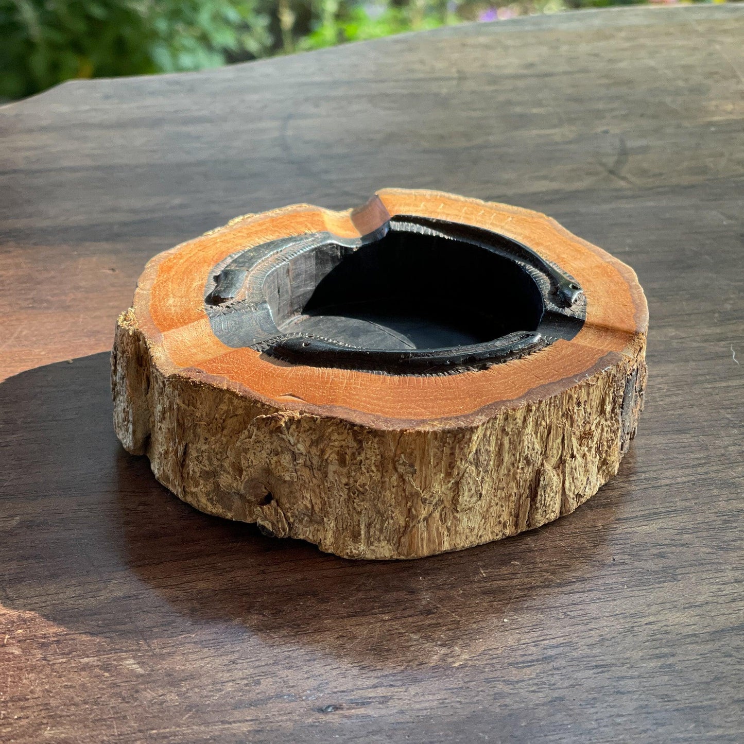 Asbak gemaakt van zeldzaam Ebbenhout - Bamestra Curiosa