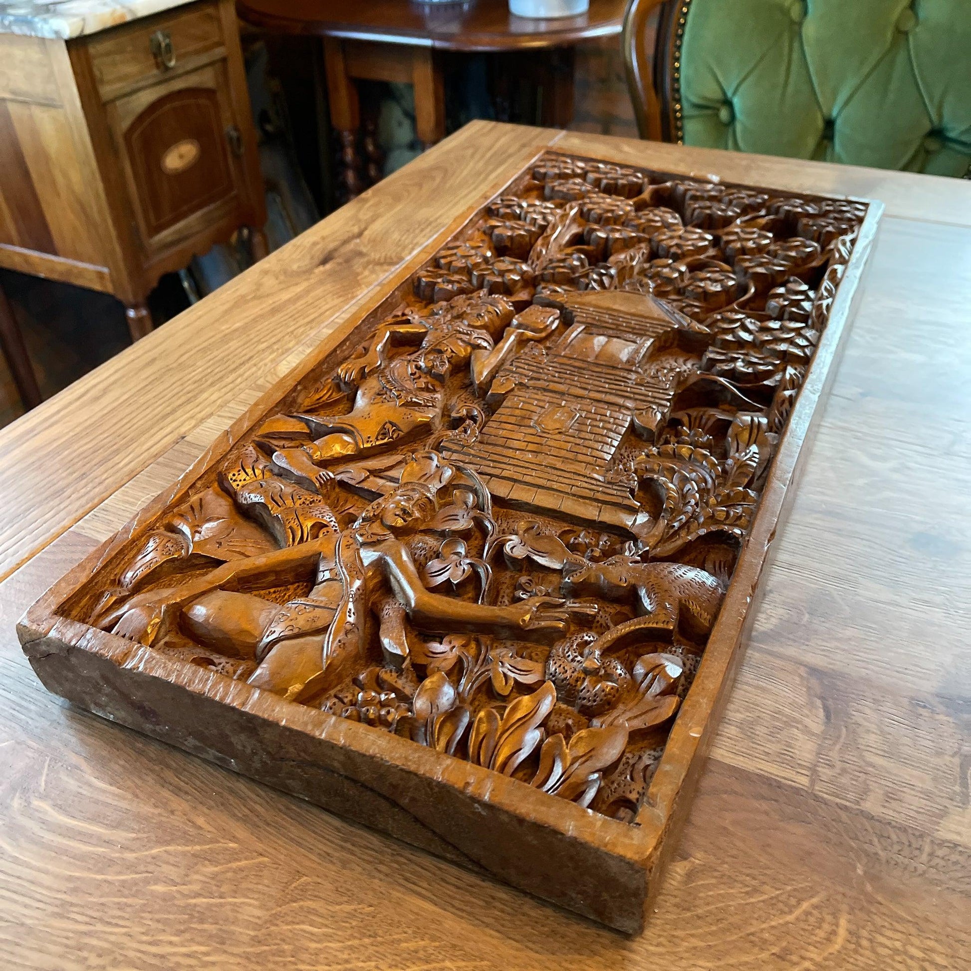 Balinees houtsnijwerk - Bamestra Curiosa