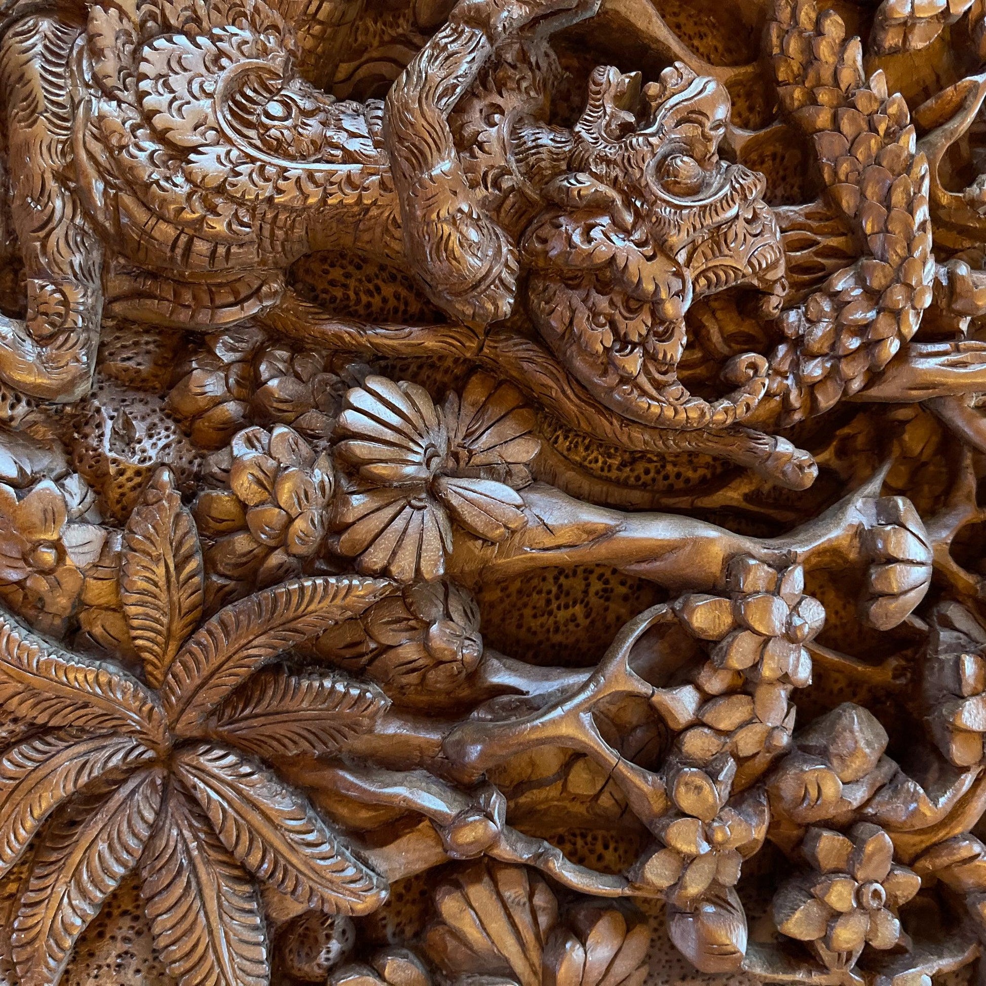 Balinees houtsnijwerk - Bamestra Curiosa