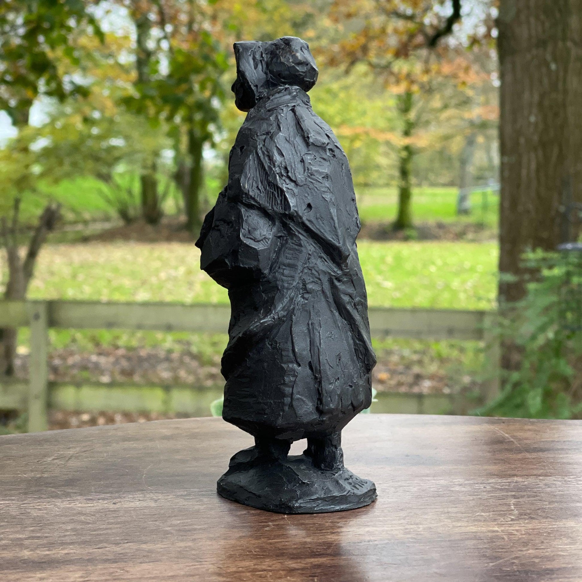 Beeldje van Mie Peels - Bamestra Curiosa