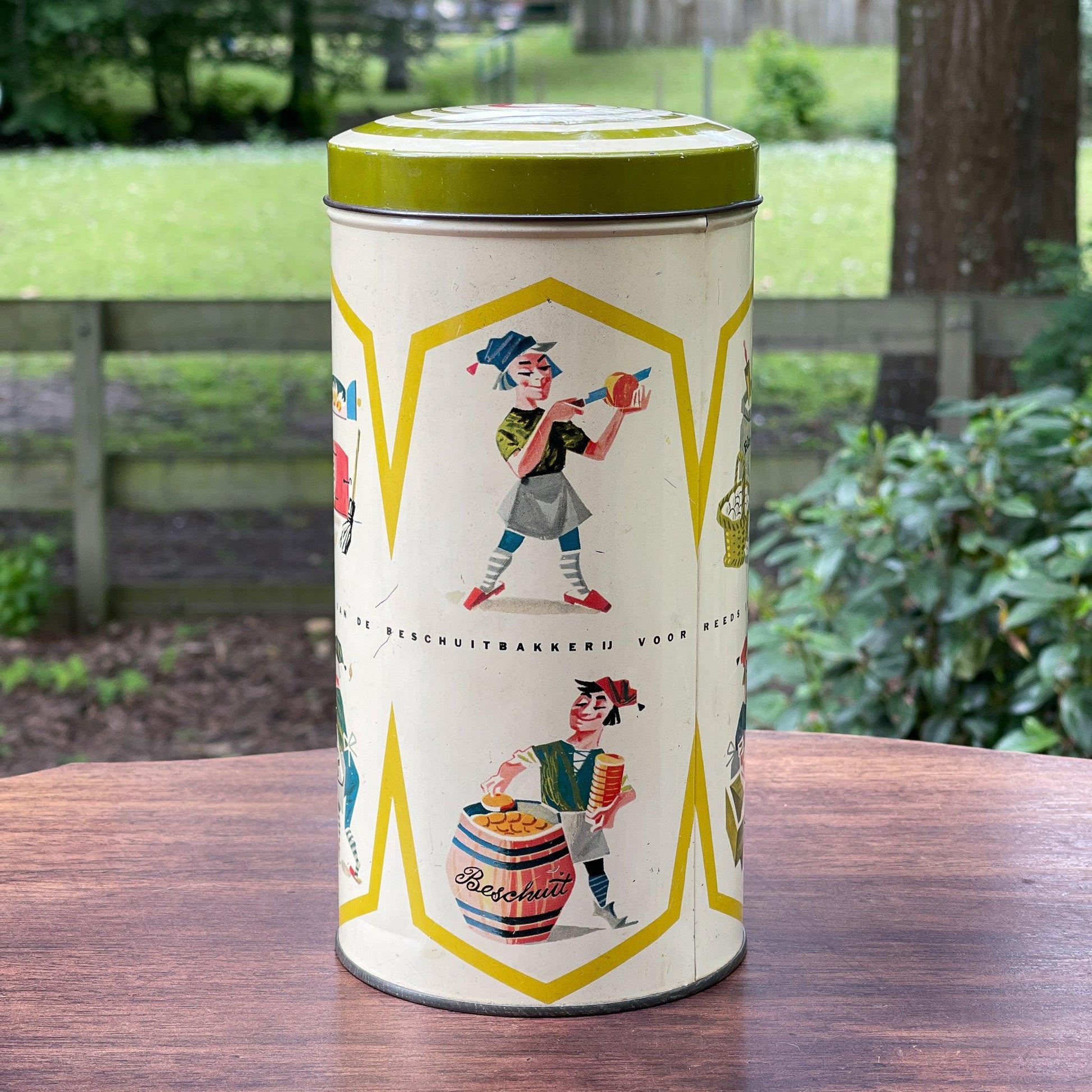 Beschuitblik Hille - Bamestra Curiosa