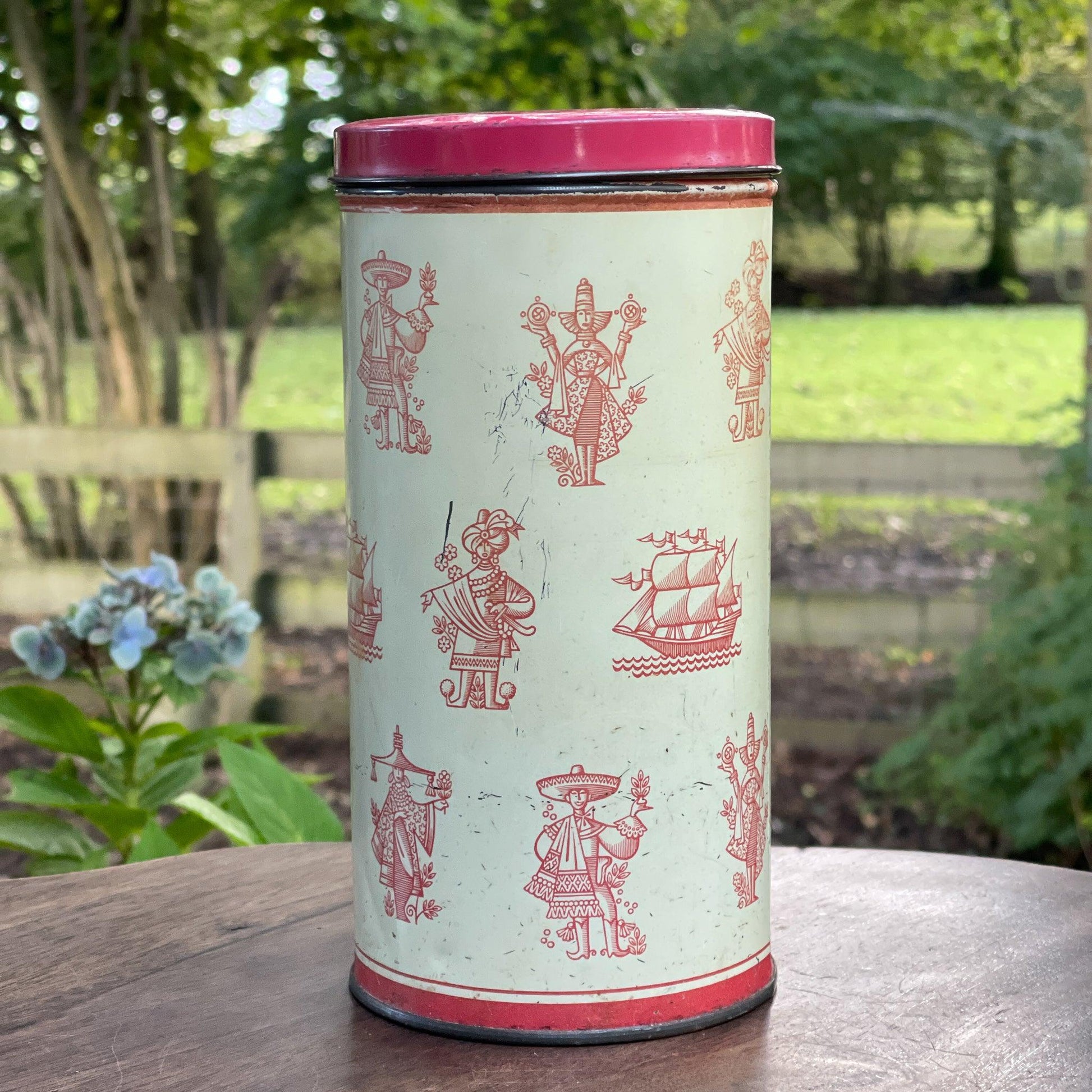 Beschuitbus de Gruyter - Bamestra Curiosa