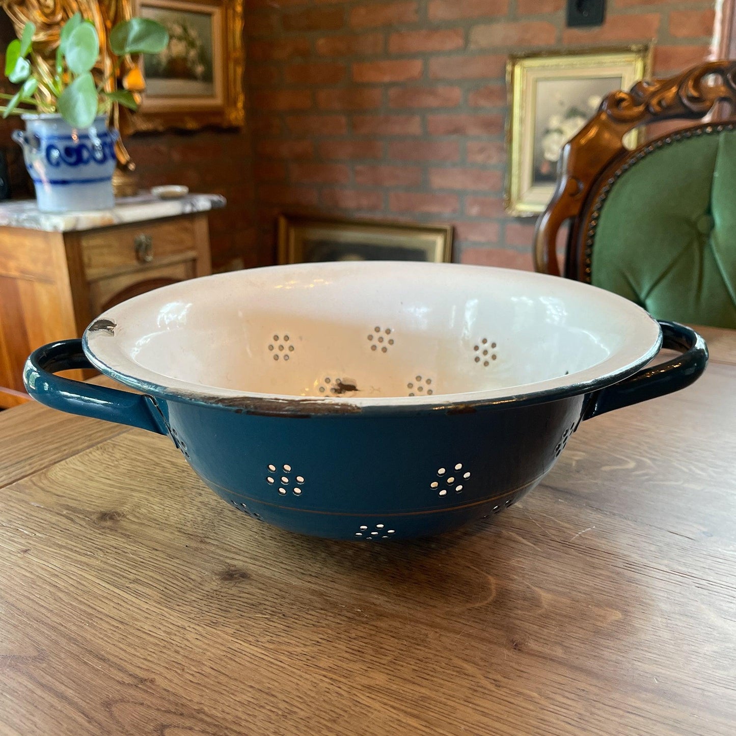 Blauwe emaille vergiet - Bamestra Curiosa