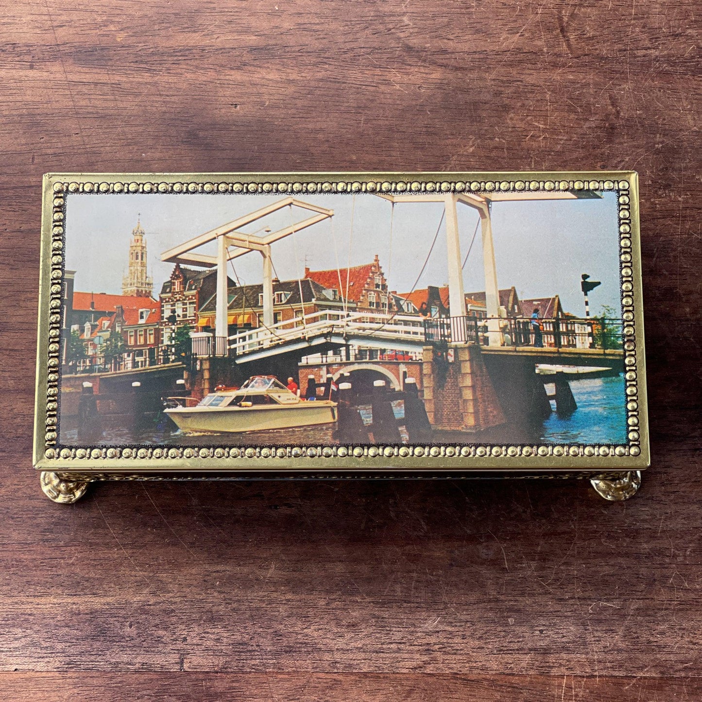 Blik met stadsgezicht van Haarlem - Bamestra Curiosa