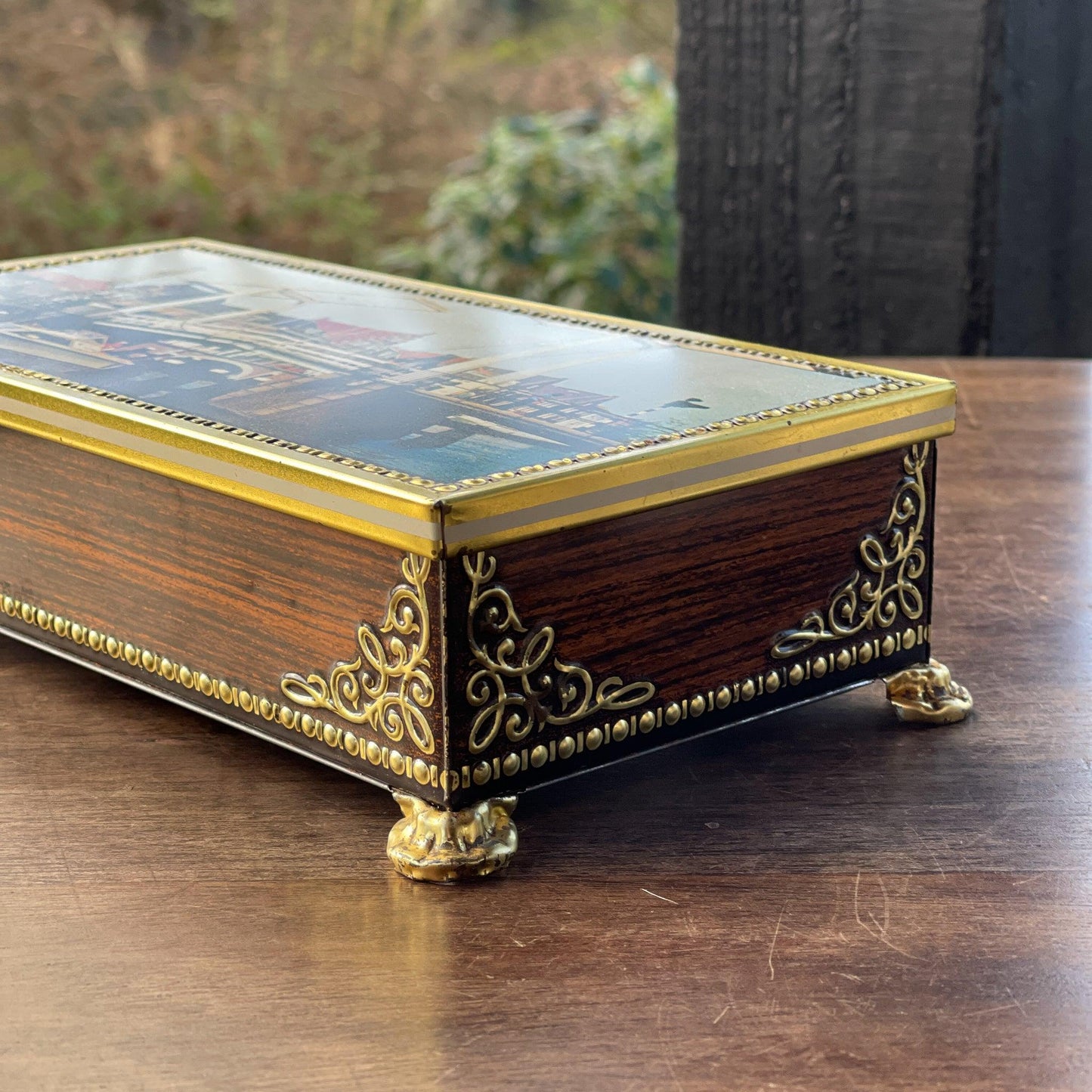 Blik met stadsgezicht van Haarlem - Bamestra Curiosa