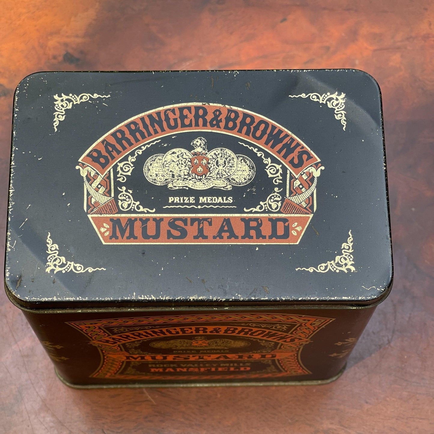 Blik van Barringer & Brown's Mustard - Bamestra Curiosa