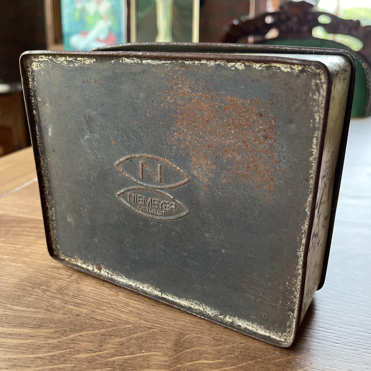 Blik van Niemeijer met bloemen en een Colibri - Bamestra Curiosa