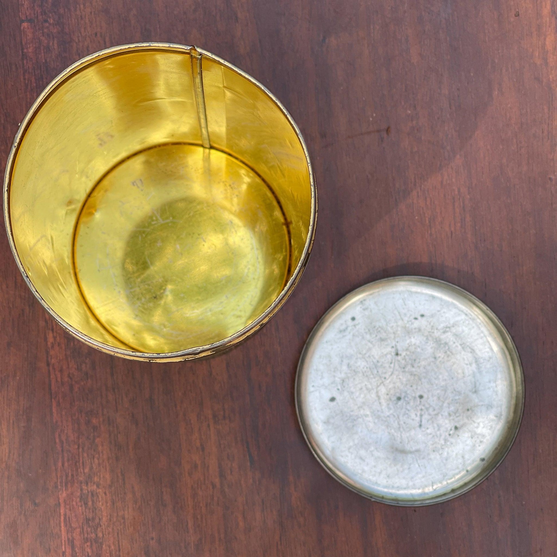 Bolletje beschuitblik - Bamestra Curiosa