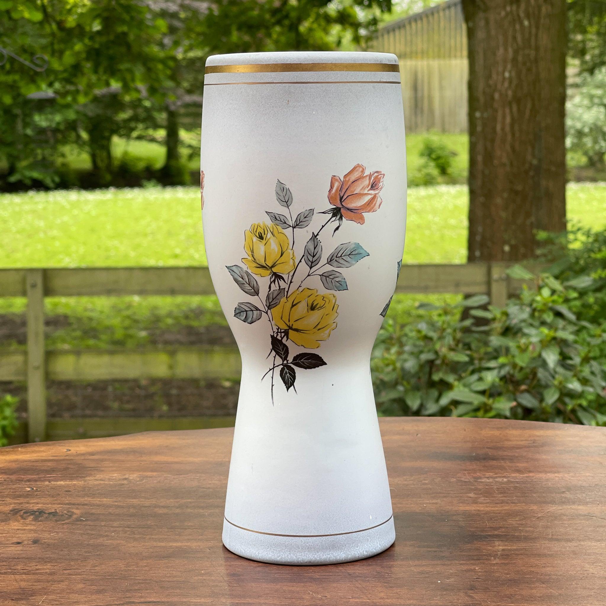 Brocante vaas van Gouda Holland - Bamestra Curiosa