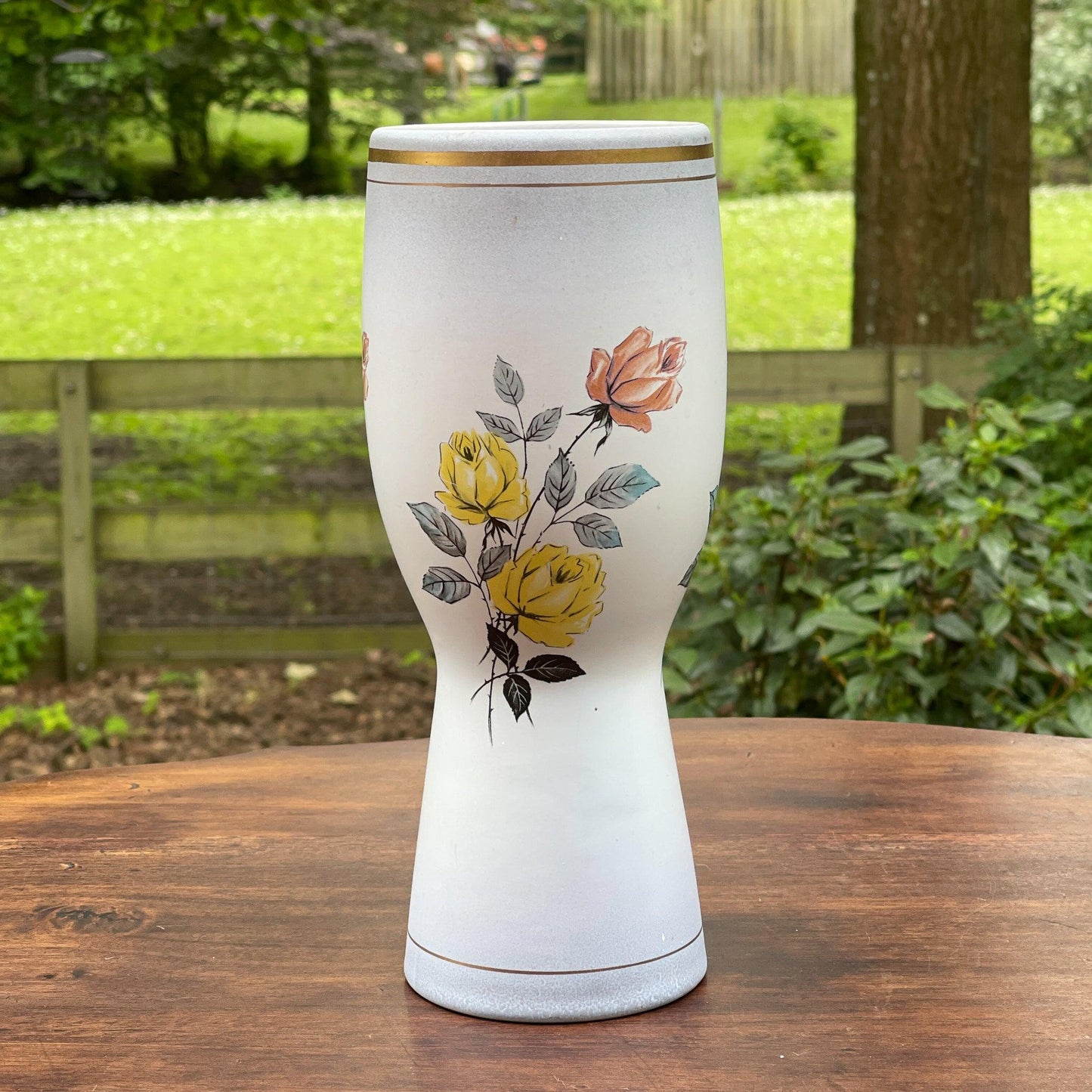 Brocante vaas van Gouda Holland - Bamestra Curiosa