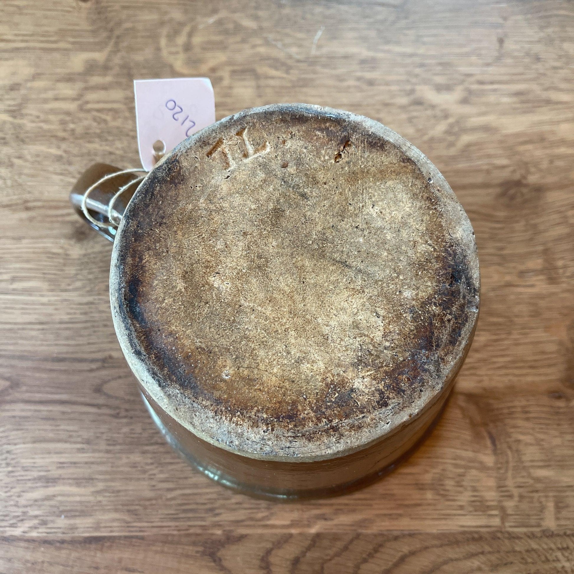 Bruine aardewerk kan - Bamestra Curiosa