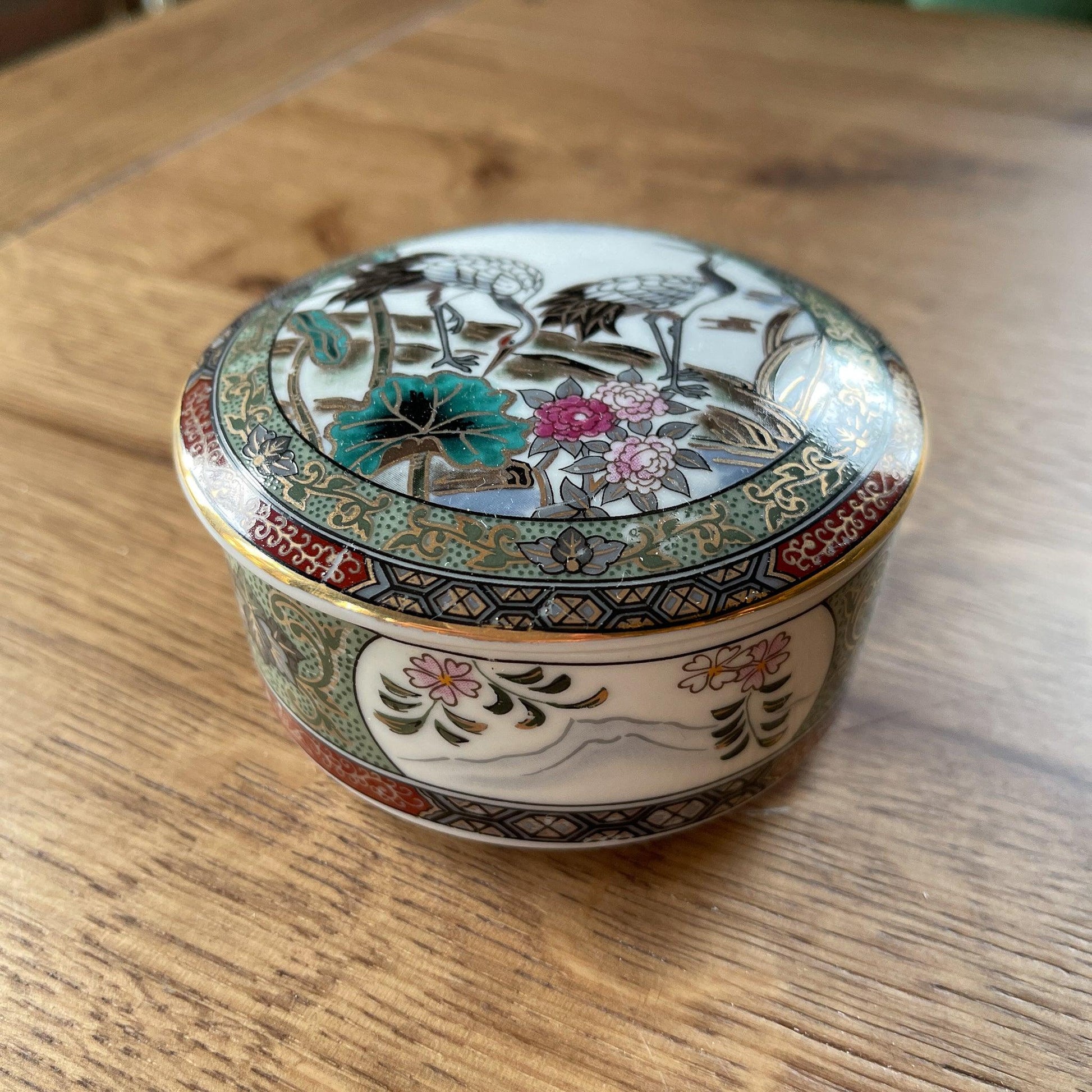 Chinees potje met deksel - Bamestra Curiosa