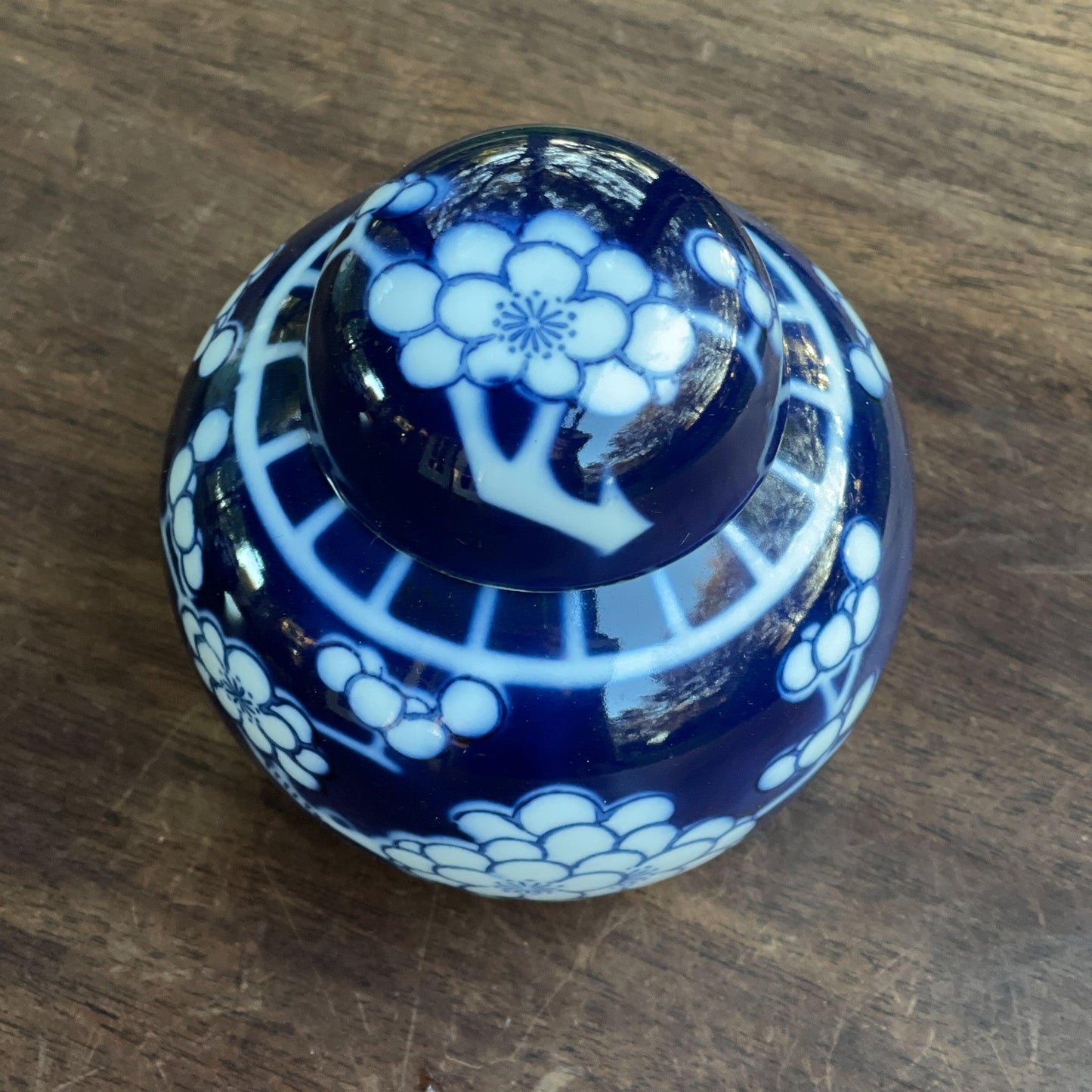 Chinese Gemberpot - Bamestra Curiosa