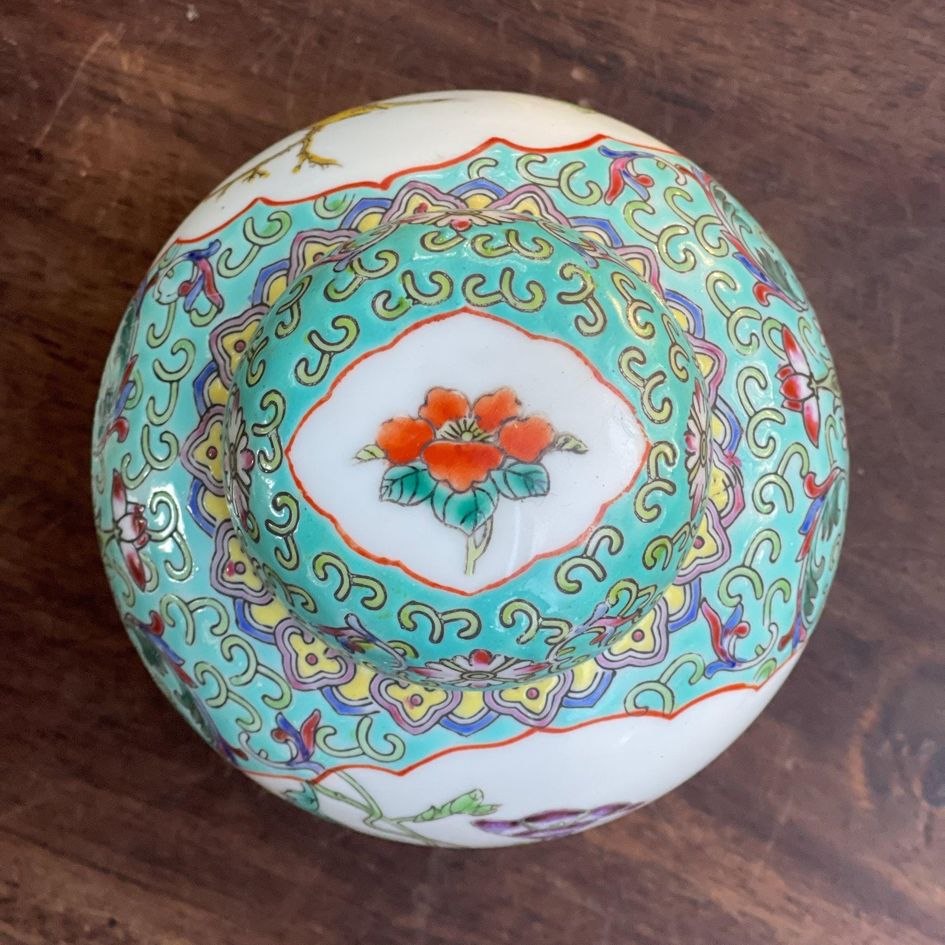 Chinese Gemberpot - Bamestra Curiosa