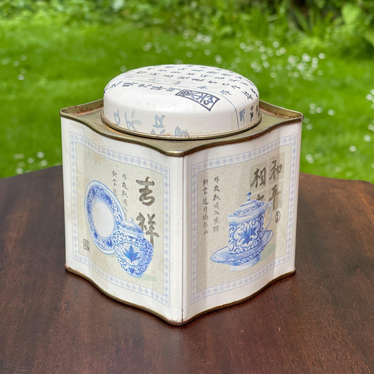 Chinese thee blik - Bamestra Curiosa