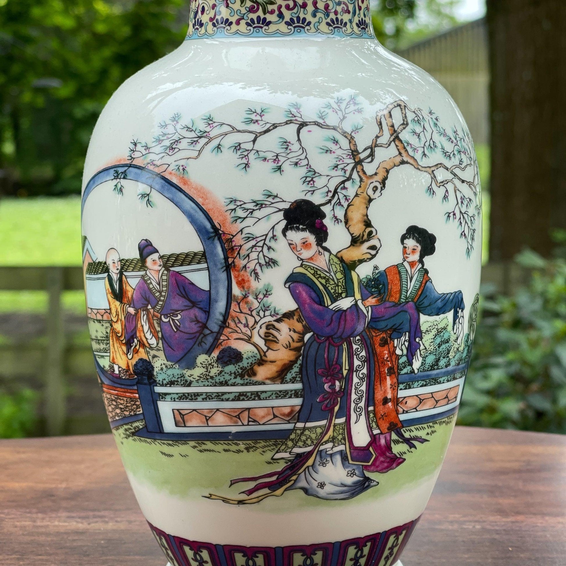 Chinese vaas - Bamestra Curiosa