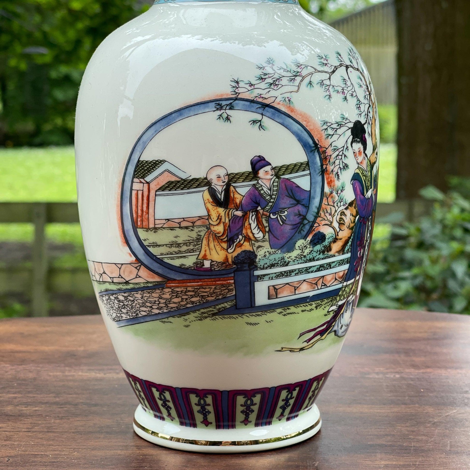 Chinese vaas - Bamestra Curiosa