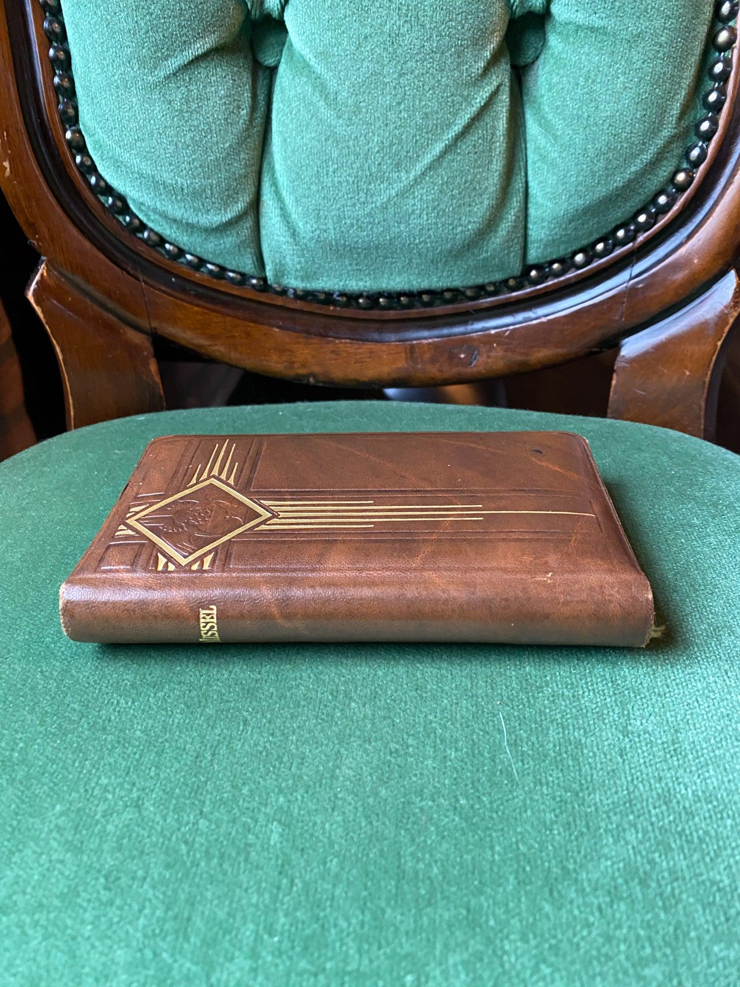 Communie en gebedenboek met leren kaft 1948 - The Collectionist