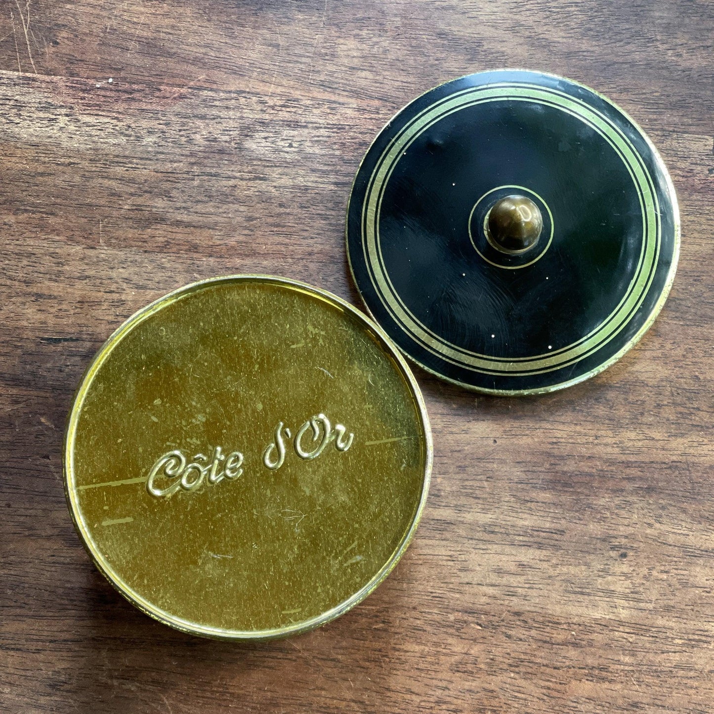 Cote D'or blik met bloemen - Bamestra Curiosa