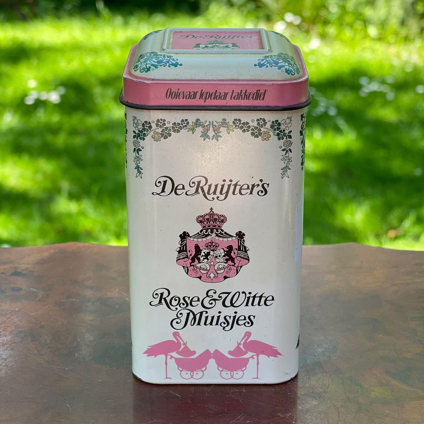 De Ruijter's Rose & Witte Muisjes - Bamestra Curiosa