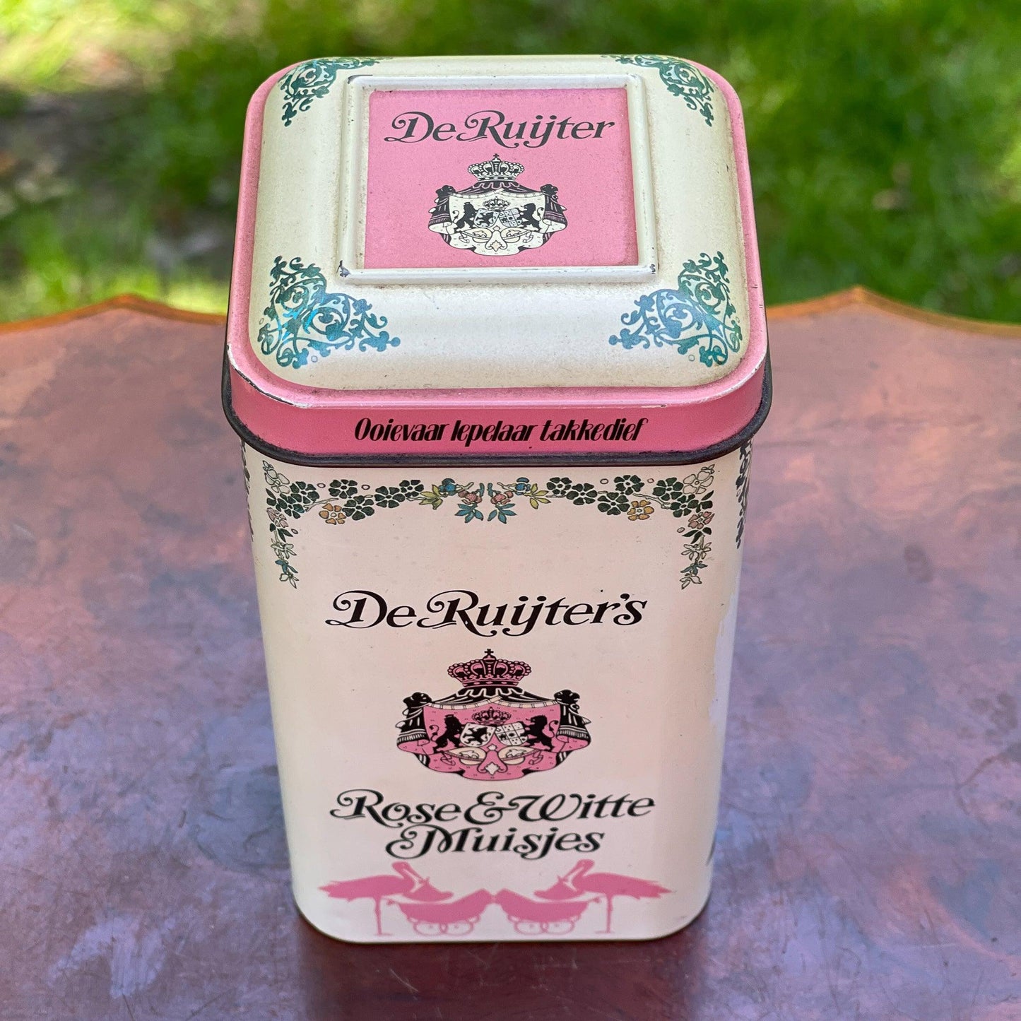 De Ruijter's Rose & Witte Muisjes - Bamestra Curiosa