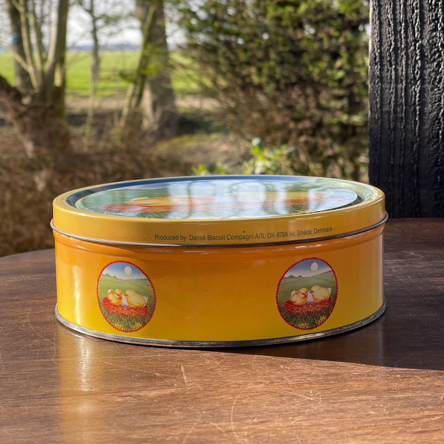 Deens Koekblik Met Kuikentjes - The Collectionist