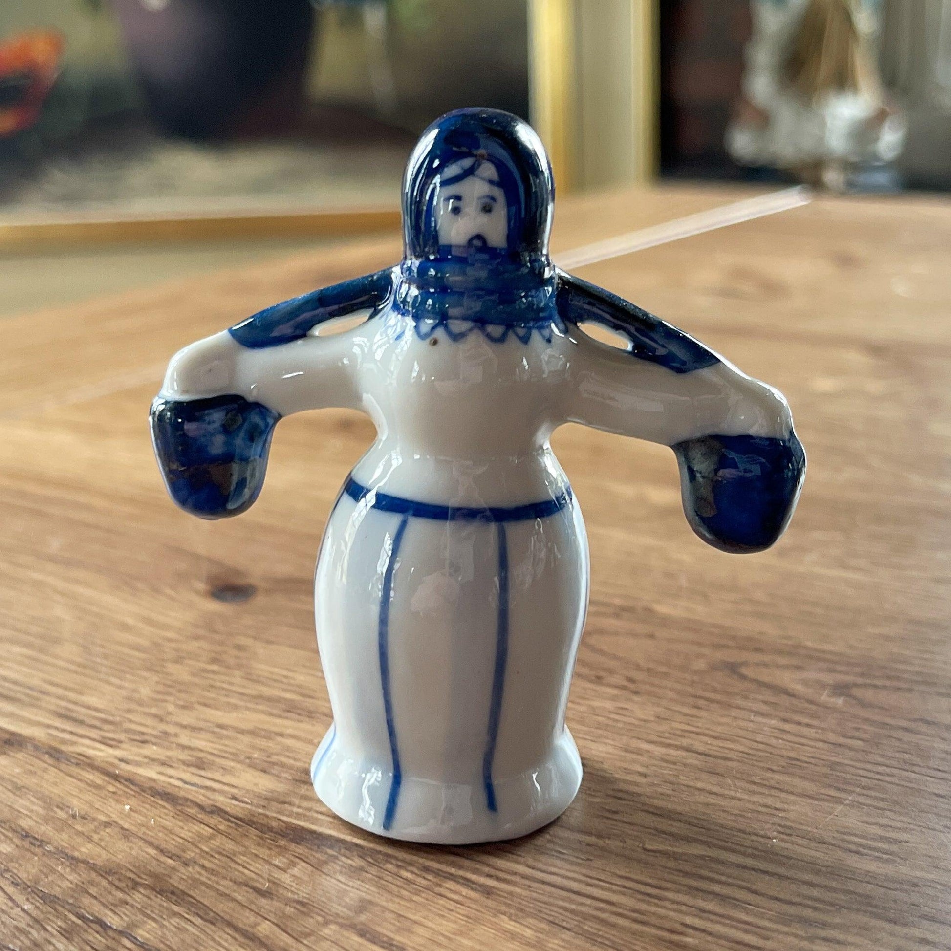 Delfts Blauw beeldje - The Collectionist